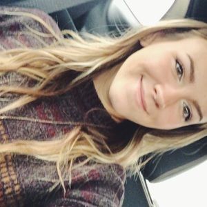 Meet your Posher, Leah